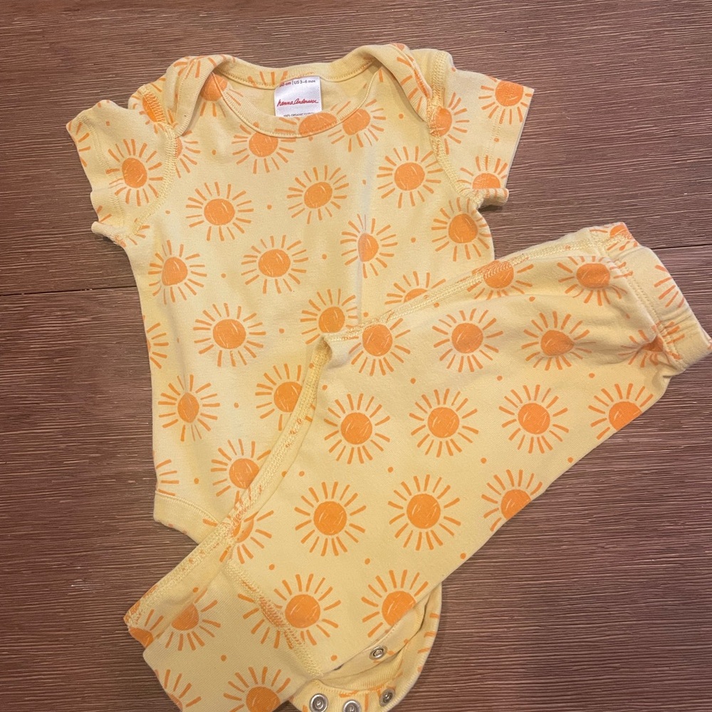 Hanna Andersson organic cotton sunshine outfit